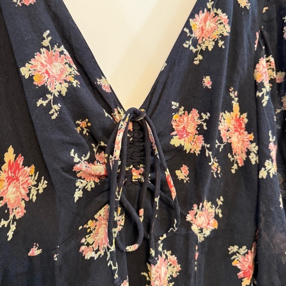 FREE PEOPLE Sz2 Floral Balloon Sleeve
Maxi Dress - Picture 11 of 13